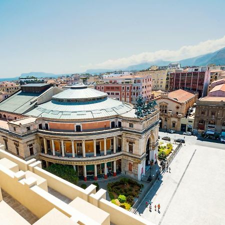 Hotel Politeama Palermo Bagian luar foto