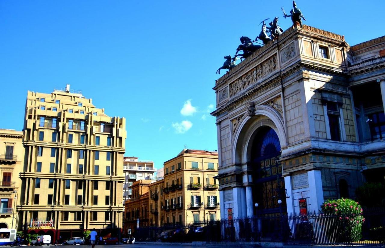 Hotel Politeama Palermo Bagian luar foto