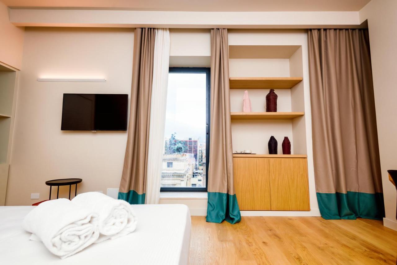 Hotel Politeama Palermo Bagian luar foto